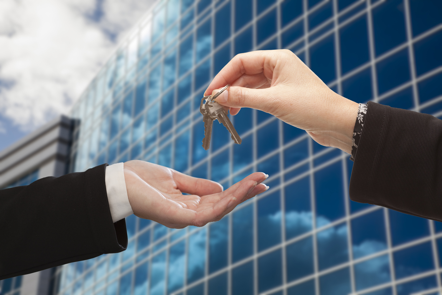 Tips To Buy And Sell Commercial Real Estate